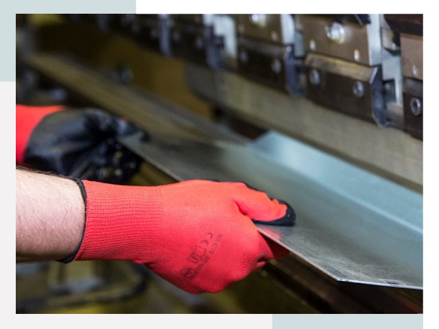 Гибка металла в Новоалтайск от 613 руб. - Надёжно и быстро